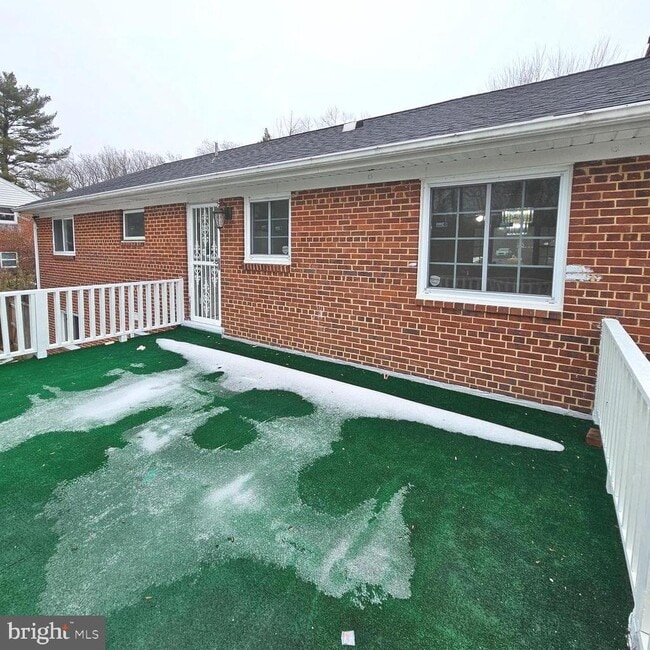 Building Photo - 7304 Camp Alger Ave