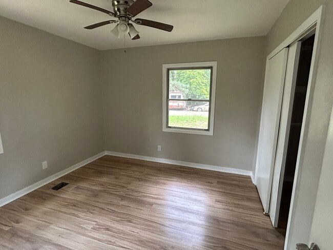 Building Photo - remodeled 3 bedroom 1 bath home for rent i...