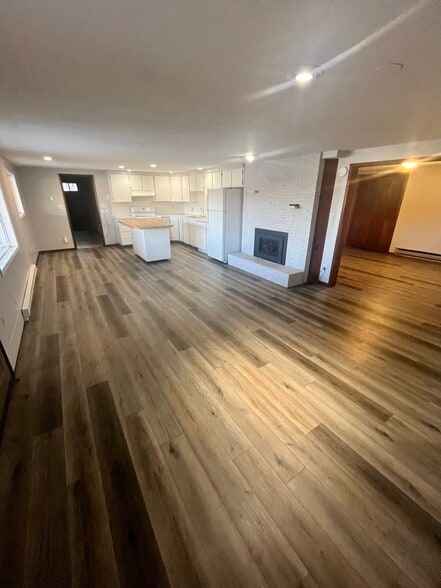 Building Photo - 15207 E Mission Ave