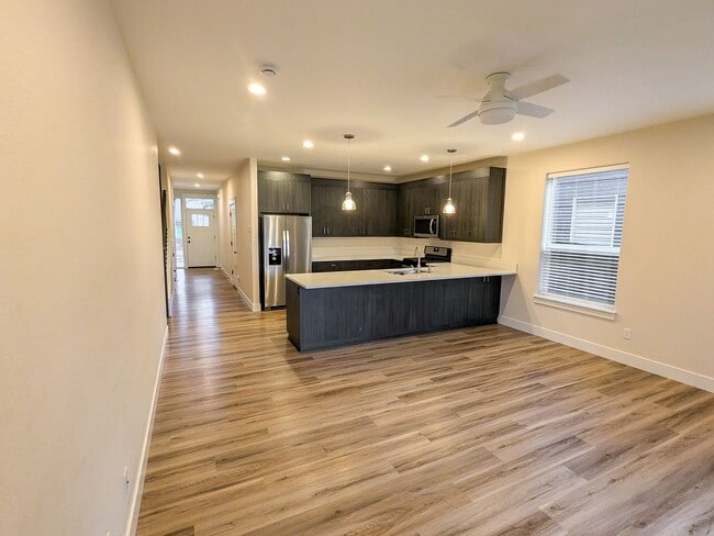 Building Photo - BOONE667-669-NEW