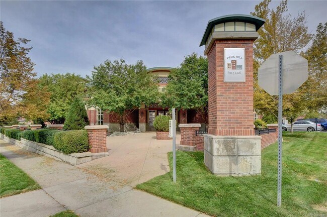 Building Photo - Park Hill 2 Bedroom 2 Bath Condo