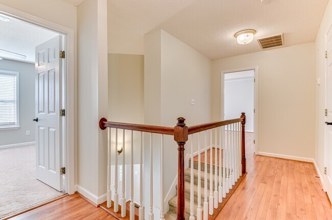 Building Photo - 4135 Fox Brush Dr