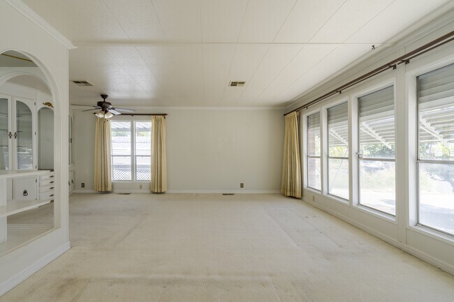 Building Photo - 25361 De Waide Ave