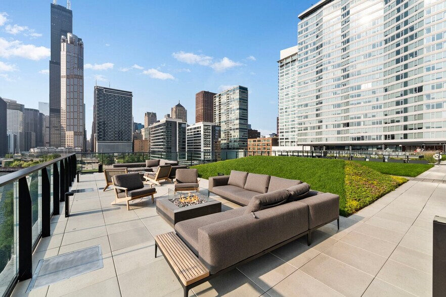 Building Photo - 234 W Polk St