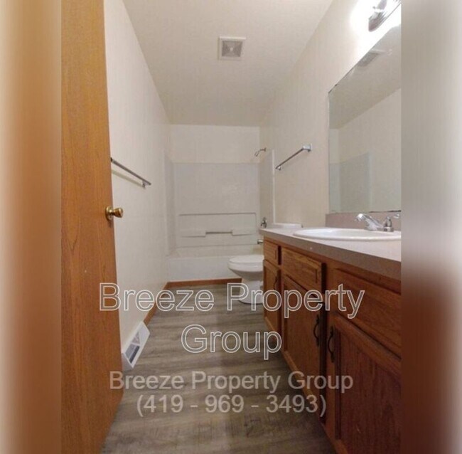 Building Photo - 2808 Benford Ln