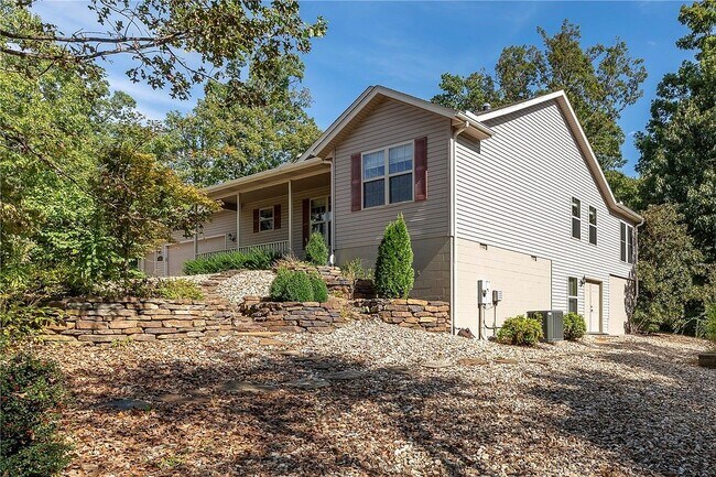 Building Photo - 1 Portland Cir