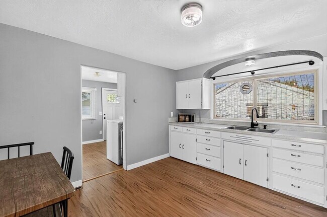 Building Photo - 3 Bedroom, 1 Bathroom Home in Caldwell