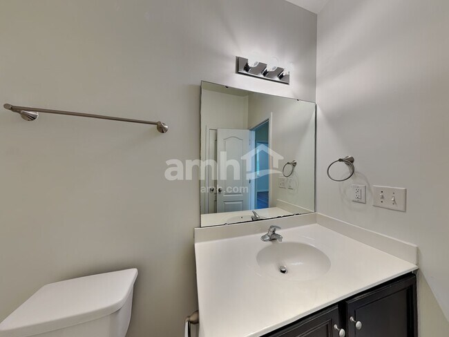 Building Photo - 192 Meadow Loop Dr