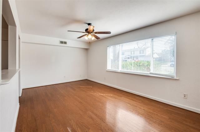 Building Photo - 14423 Sunrose Ln