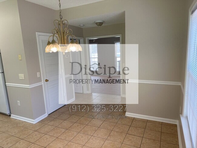 Building Photo - 29 Brisbon Hall Ln