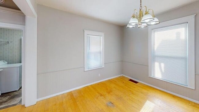 Building Photo - 311 N 12th St