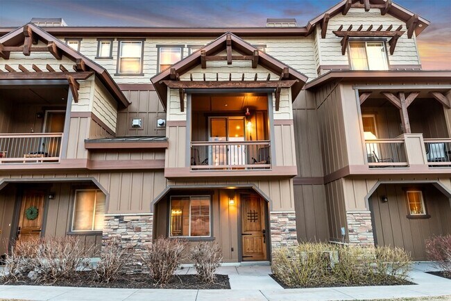 Building Photo - 13412 Alexis Dr