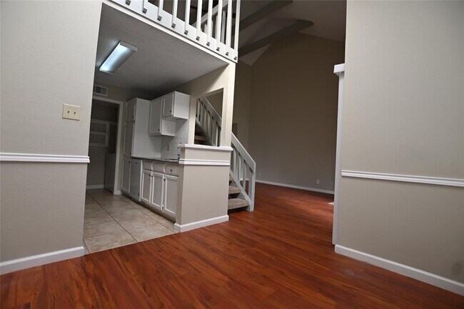 Building Photo - 8451 Sands Point Dr