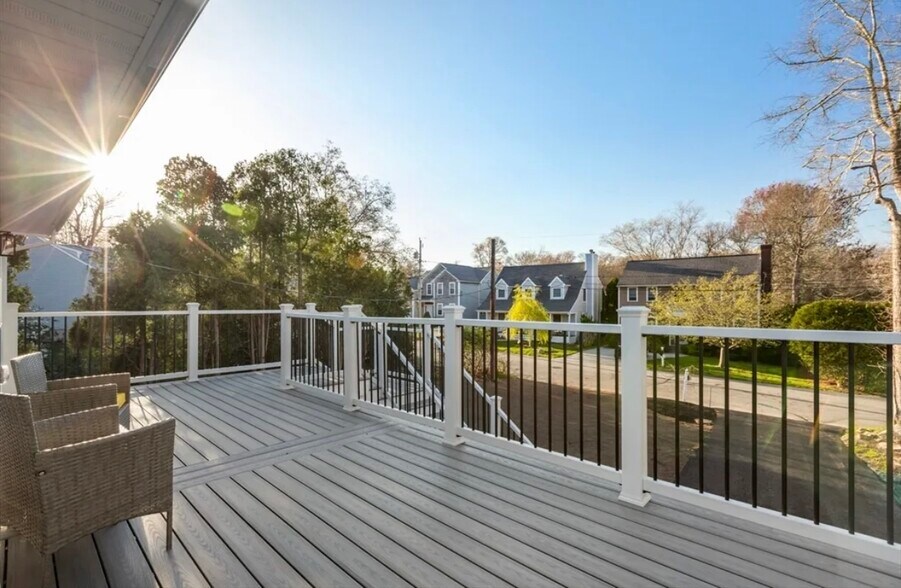 Building Photo - 46 Stoneledge Rd