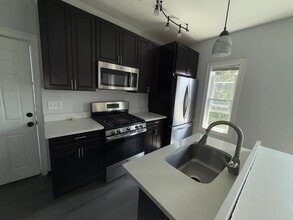 Building Photo - 615 N Montello St