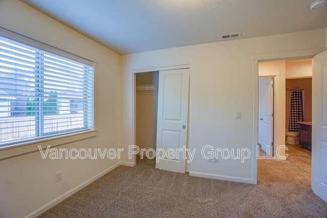Building Photo - 4013 N Pioneer Canyon Dr