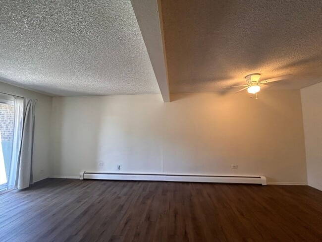 Building Photo - 4601 S Lowell Blvd