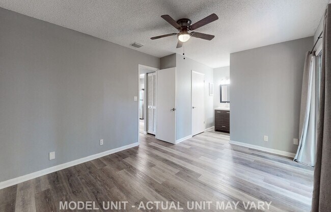 Building Photo - Updated 1BR/1BA Ortega Farms Apartment