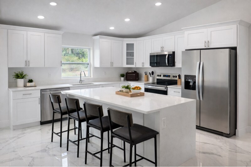 Building Photo - 740 Aprile Ave S