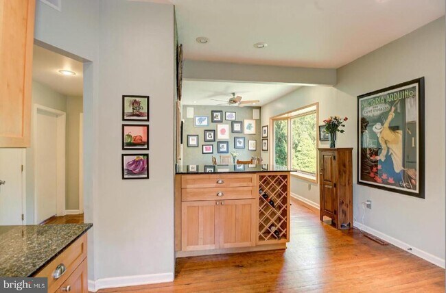 Building Photo - 105 Franklin Rd