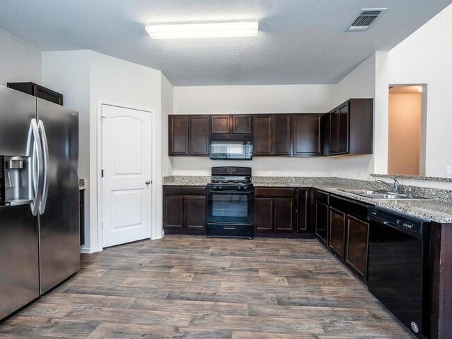 Building Photo - 3608 Canaan Matthew Dr
