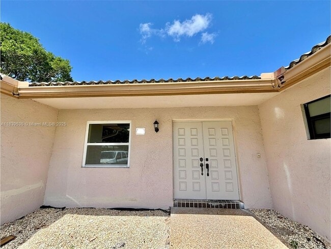 Building Photo - 11615 NW 23rd Ct