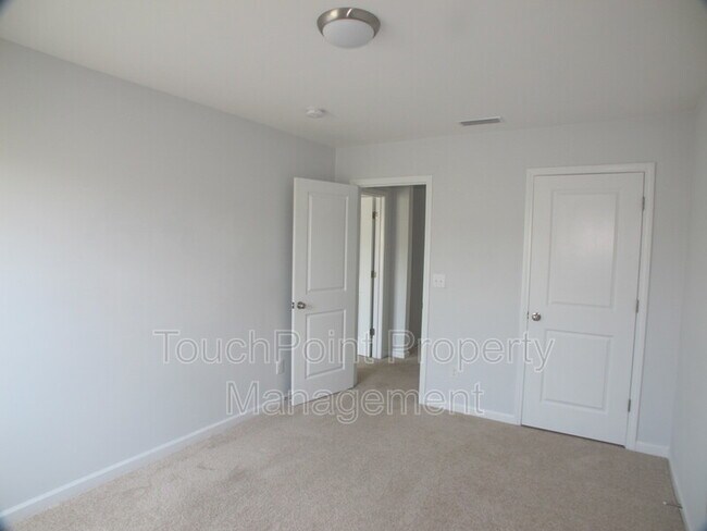 Building Photo - 2212 Atwell Glen Ln