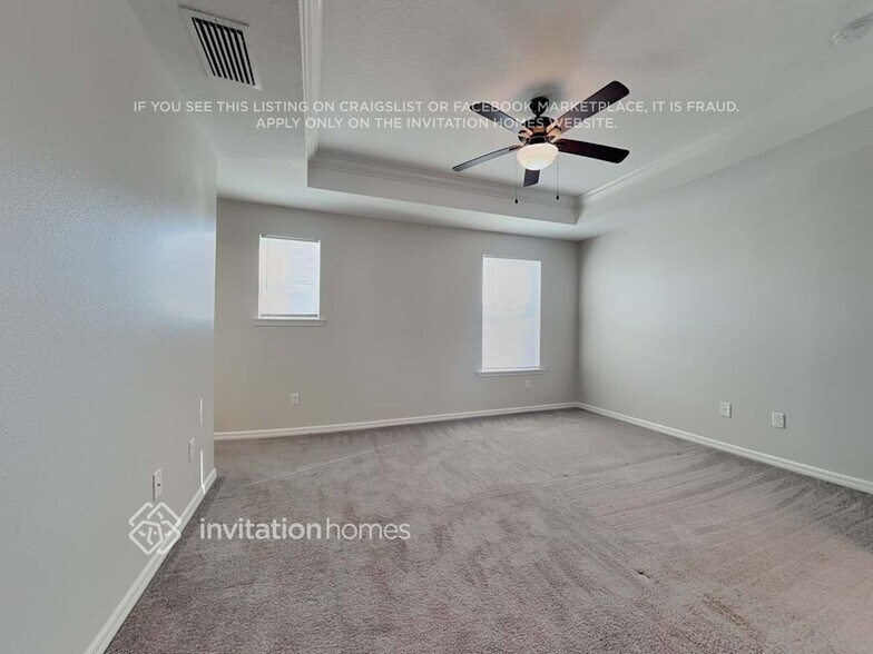 Building Photo - 14810 Caravan Ave