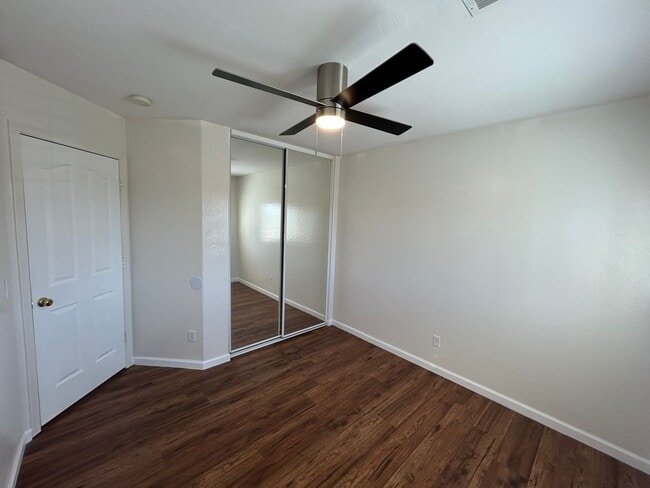 Building Photo - Move In Today! FREE October Rent! Stunning...