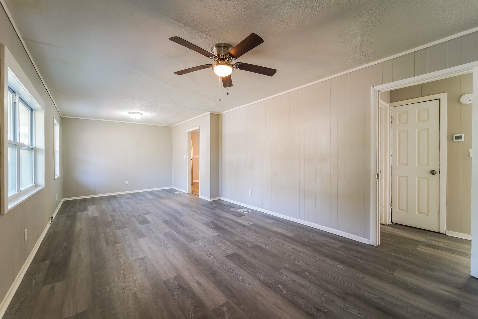 Building Photo - 1836 Shamrock Dr