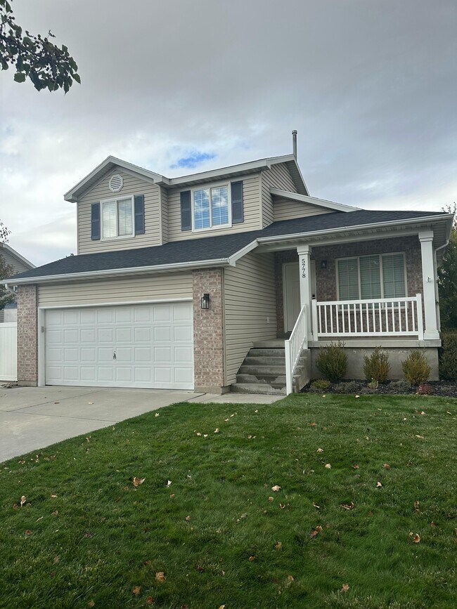 Building Photo - 5778 Ballerina Way