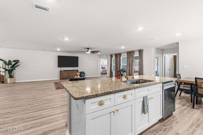 Building Photo - 6538 Myers Rd