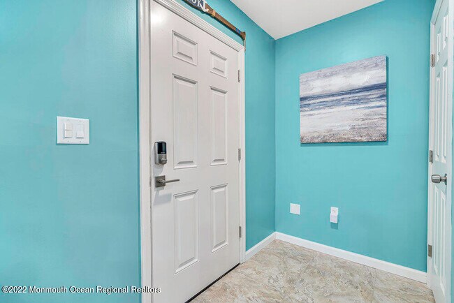 Building Photo - 1709 NJ-35