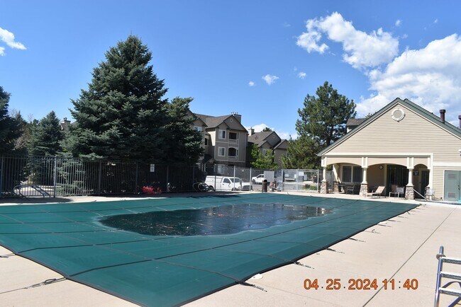 Building Photo - 2 bed / 2 bath Condo  - Deer Creek Condos Southwest Littleton