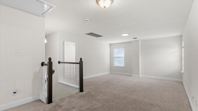 Building Photo - Spacious 4-Bedroom Home with a Backyard Oasis!