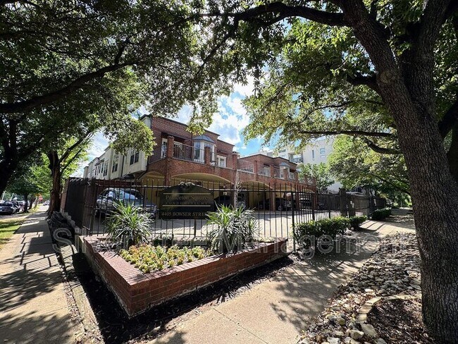 Building Photo - 4405 Bowser Ave