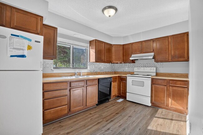 Building Photo - 10063 Northgate Dr
