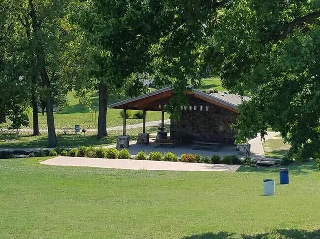 Building Photo - 360 Old Meramec Station Rd.
