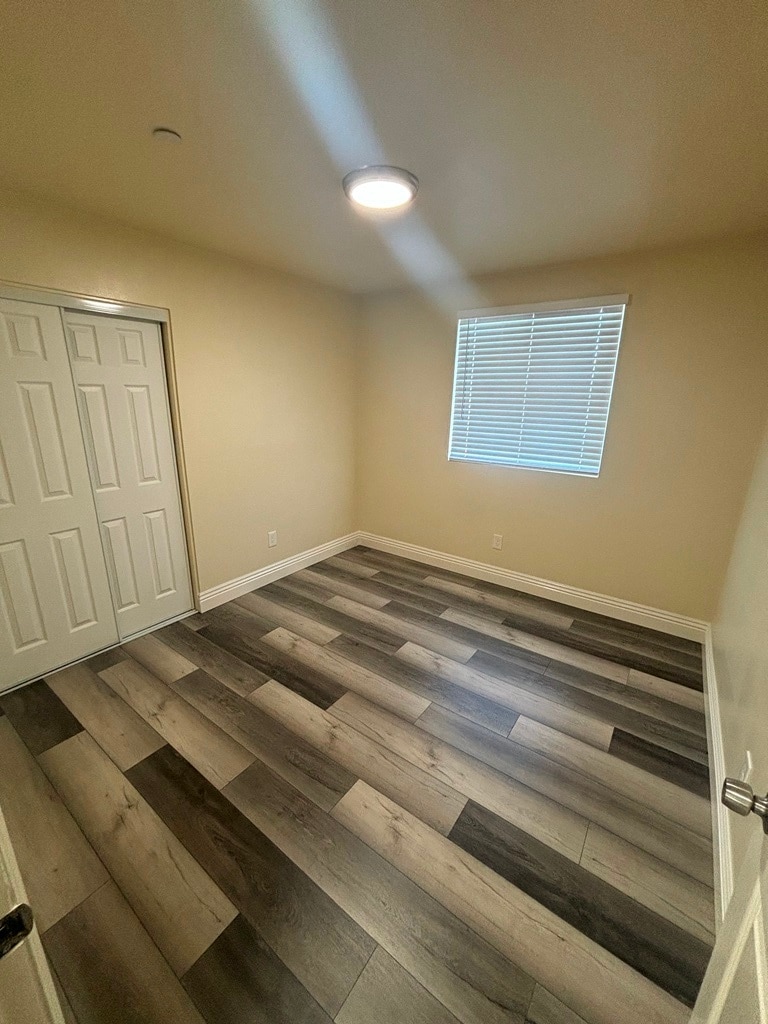 Building Photo - 1229 W Gage Ave