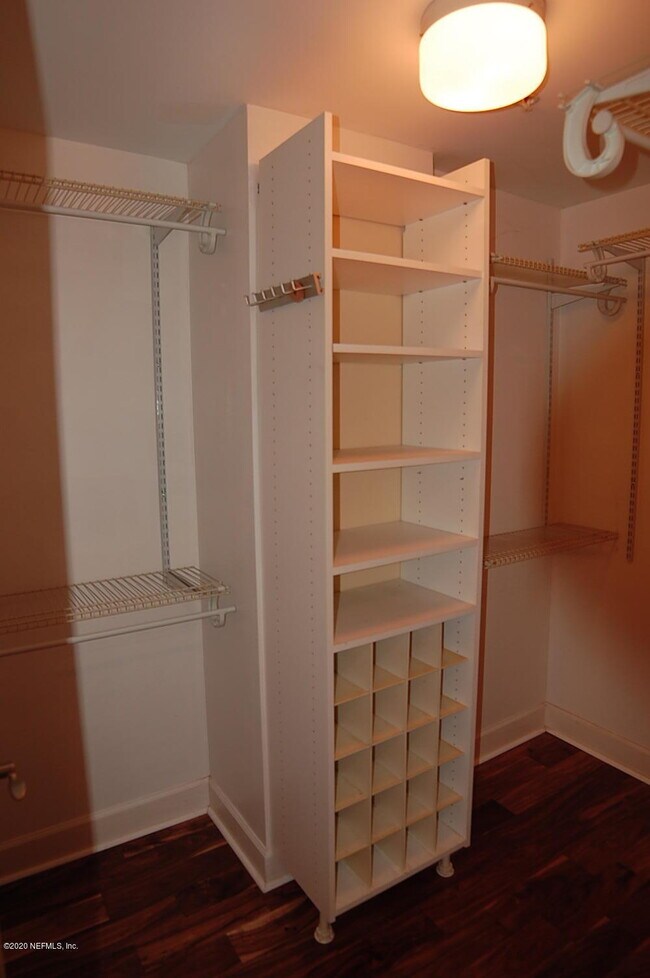 Building Photo - 525 3rd St N