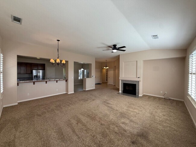 Building Photo - Single story home located in desirable northwest Modesto neighborhood!