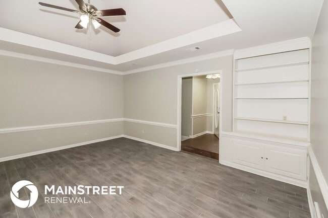 Building Photo - 4237 Monterey Dr