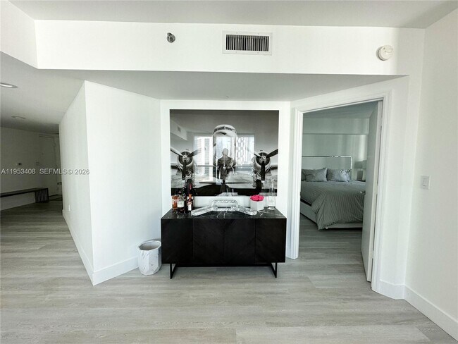 Building Photo - 55 SE 6th St