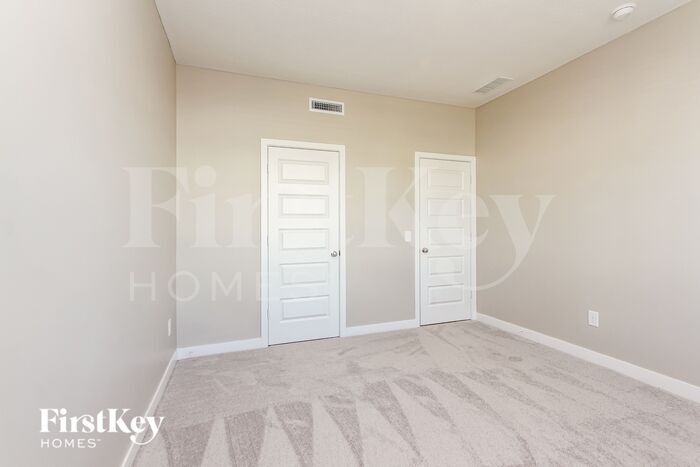Building Photo - 954 Shadow Dr