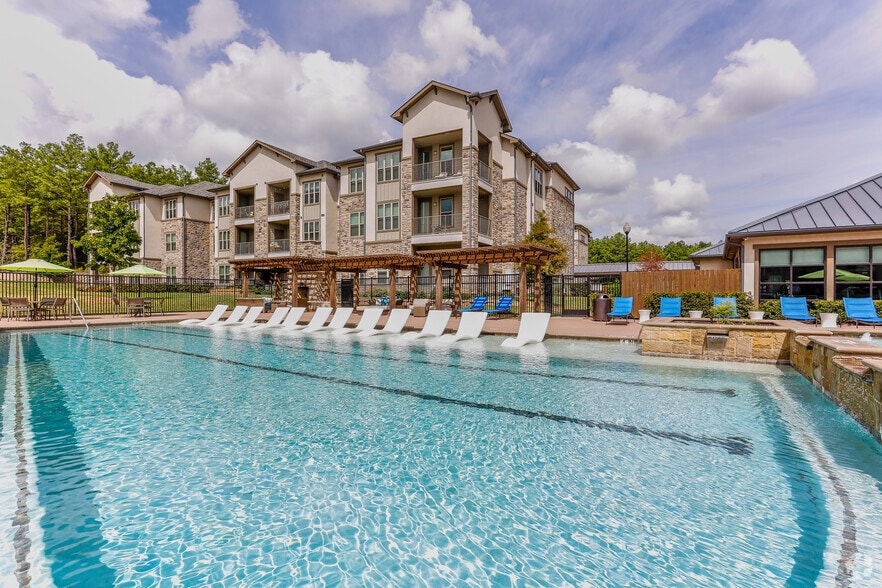 Primary Photo - Auberge of Tyler