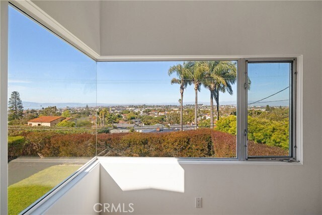 Building Photo - 409 C. Mayor