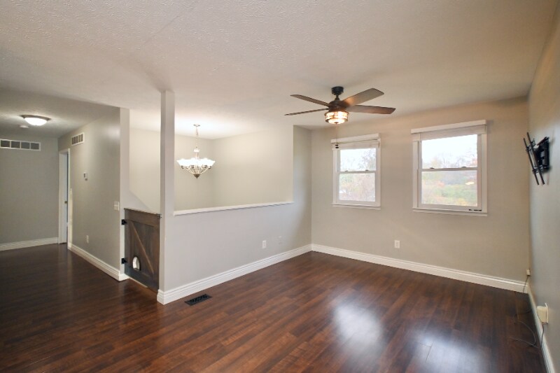 Building Photo - 615 Concord Rd