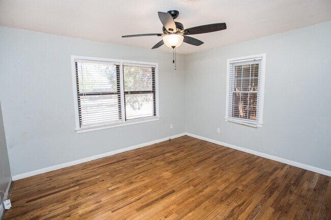 Building Photo - 4213 40th St