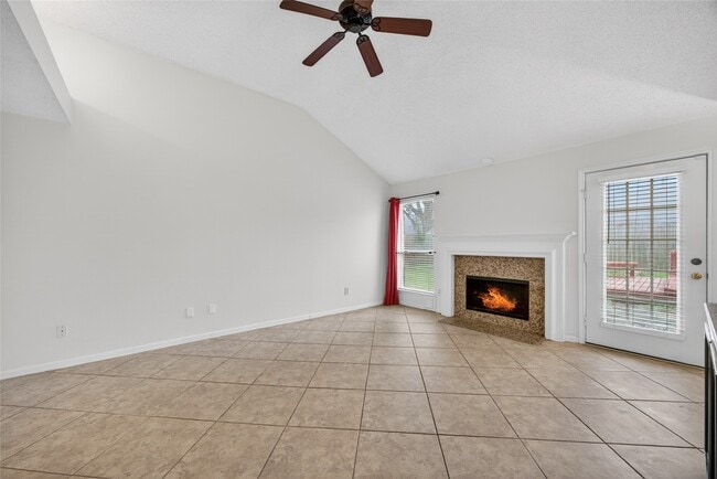 Building Photo - 1035 Cascade Creek Dr