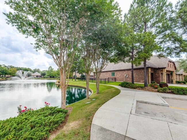 Building Photo - 18619 Duke Lake Dr